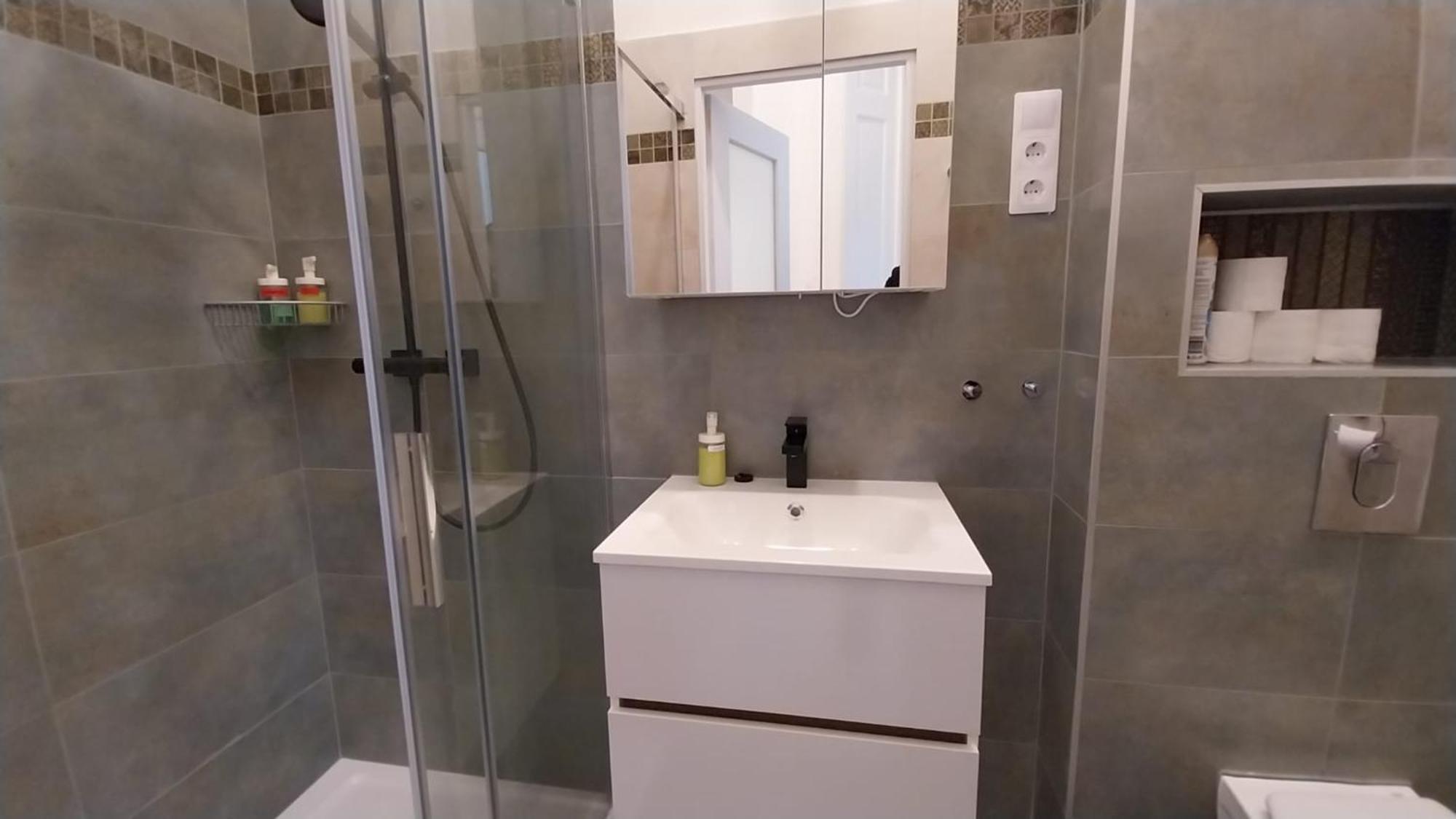 Szekely Apartment Near Deak Ferenc Square With Free Parking In Garage Будапешт Экстерьер фото