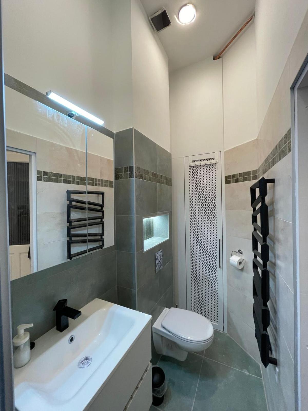 Szekely Apartment Near Deak Ferenc Square With Free Parking In Garage Будапешт Экстерьер фото