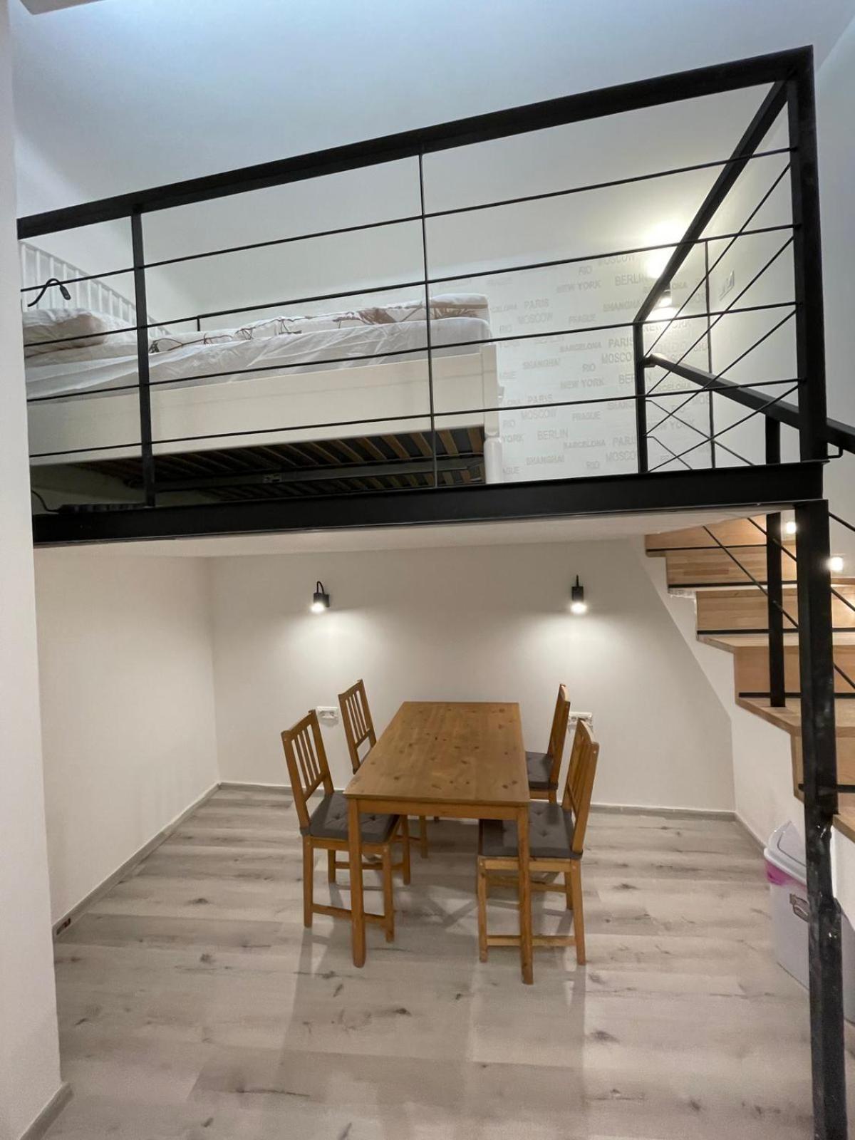 Szekely Apartment Near Deak Ferenc Square With Free Parking In Garage Будапешт Экстерьер фото